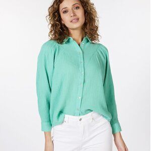 Esqualo Waffle Top with V Detail